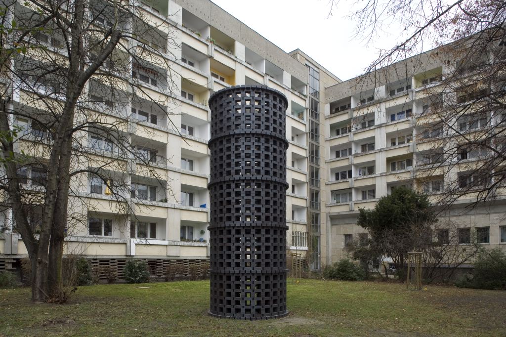 lucas-lenglet_columbarium_potsdam_2006_01