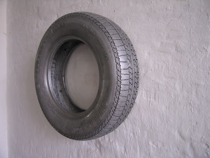 lucasa-lenglet_tool-tyre_2006_side