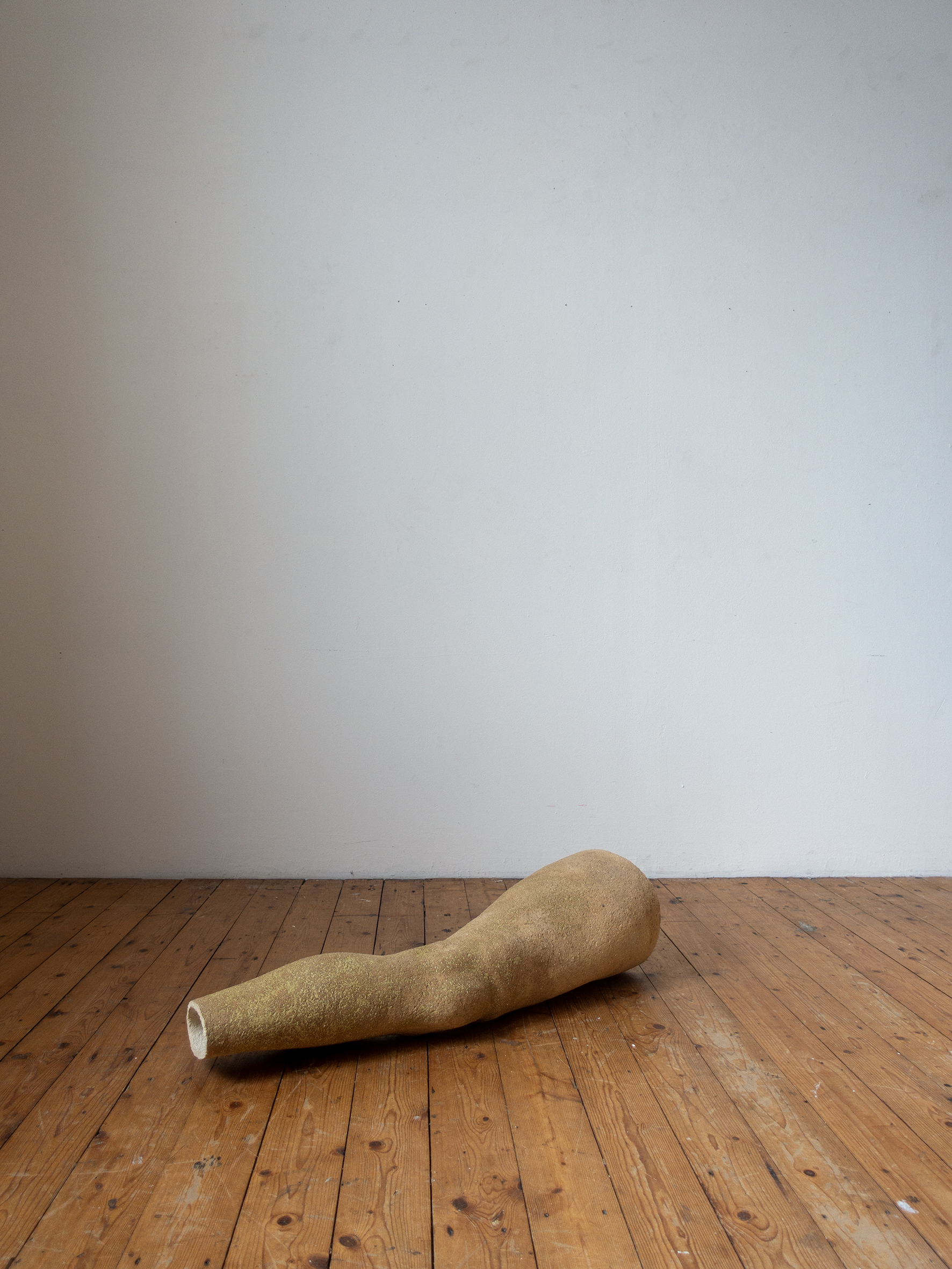 01_untitled-leg-94x25_dsc4954_small