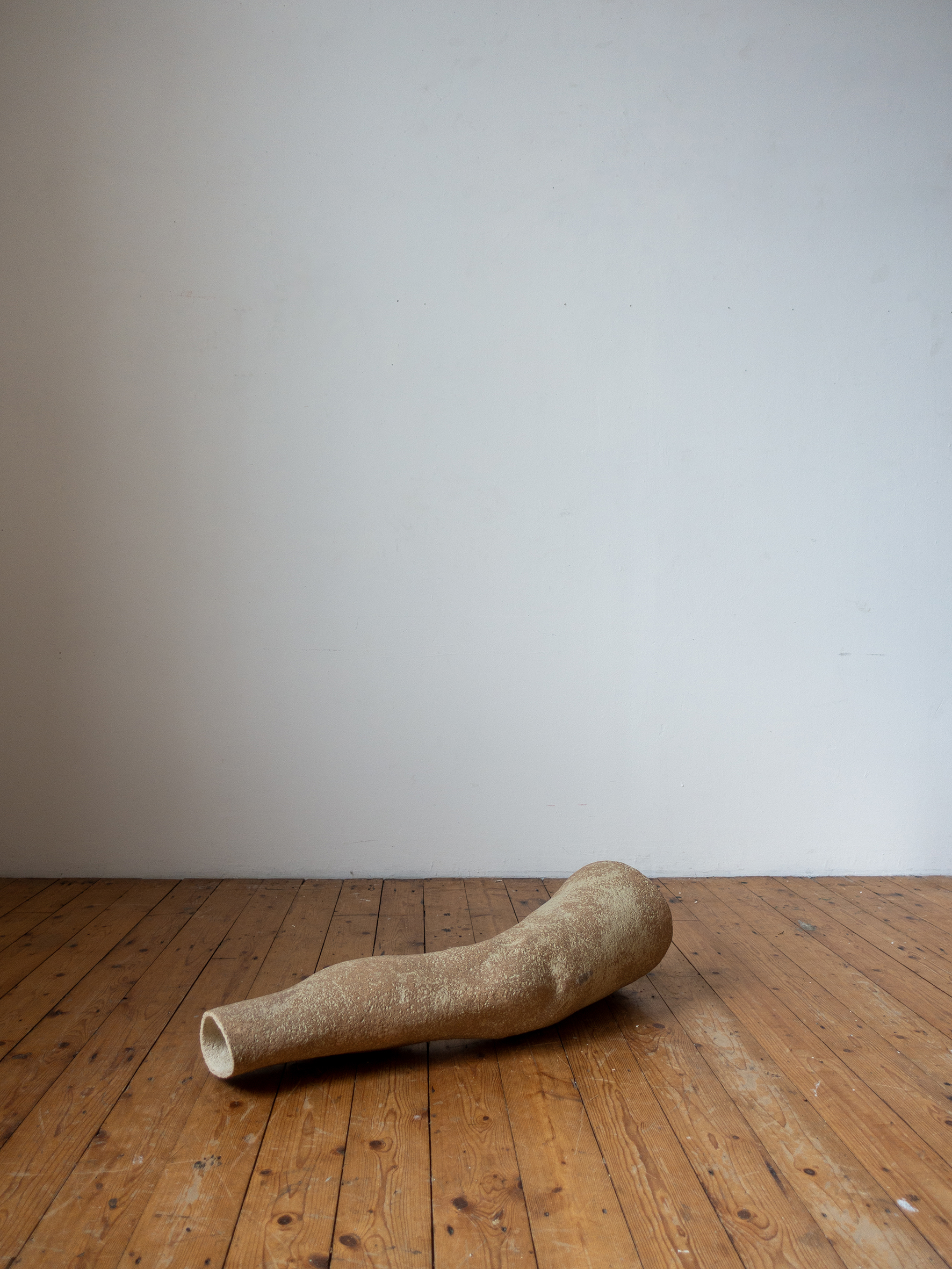 04_untitled-leg-83x28_dsc4958_small